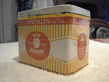 Alte ZENTIS Blechdose