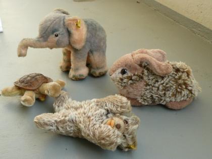 4 Steiff-Tiere Hase Schildkröte Elefant Bär
