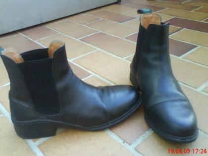 Stiefeletten schwarz Gr. 39 NEUWERTIG