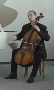 Qualifizierter Unterricht für Cello Ukulele Keyboard Gitarre akust. Bass El