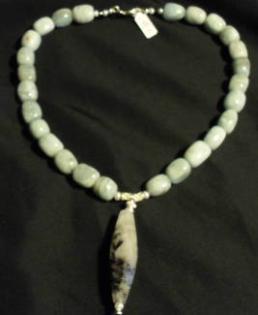 Neues Aquamarin Collier