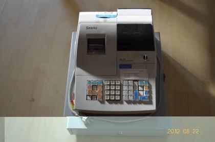 Ladeneinrichtung