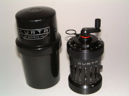 Curta Rechenmaschine gesucht
