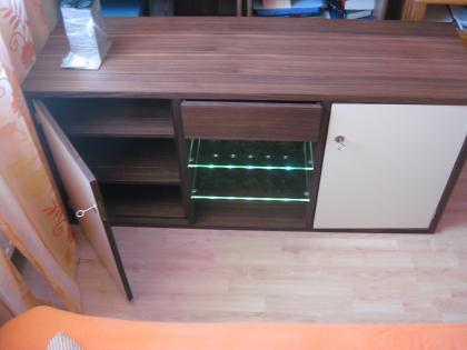 Gesellenstück sideboard in nussbaum unikat