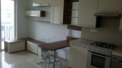 ANGENEHME HELLE RUHIGE WOHNUNG IN LUKRATIVE LOKALITÄT IM ZENTRUM DES ALTSTADT
