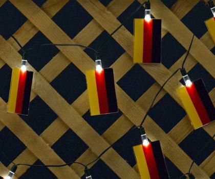 Solar-Tischlampe im romantischen Tiffany-Stil aus teilverspiegeltem Buntglas