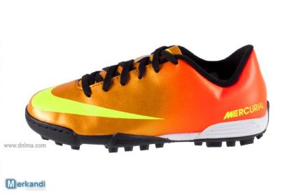 Nike Junior Fußballschuhe Restposten Verkauf
